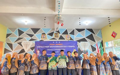 Pisah Sambut Kepala Sekolah SMP Muhammadiyah 1 Tempel Tahun 2025
